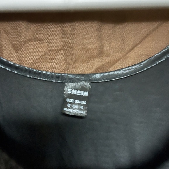 💄2 for 15$💄Shein Women’s Faux Leather Sleeveless Top Size Small (EU36) US - Picture 8 of 8